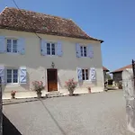 Сasa de vacaciones Chez Cazanave