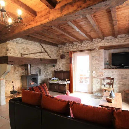 Holiday home Chez Cazanave Viellesegure
