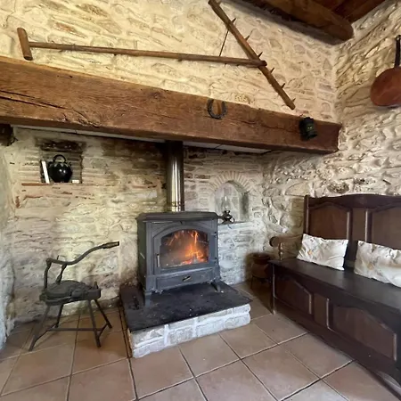 Chez Cazanave Holiday home Viellesegure