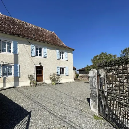 Holiday home Chez Cazanave Viellesegure