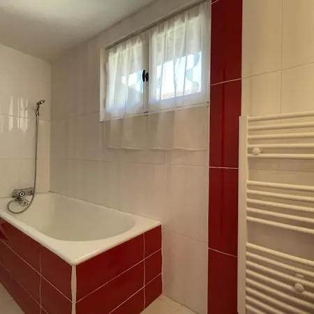 Holiday home Chez Cazanave Viellesegure
